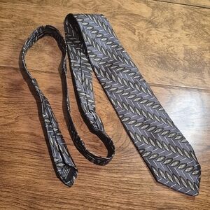 PIERRE CARDIN Vintage Italian Silk Necktie Tie Geometric Shapes